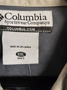 Columbia Men's Gray Shirt with Tan Trim